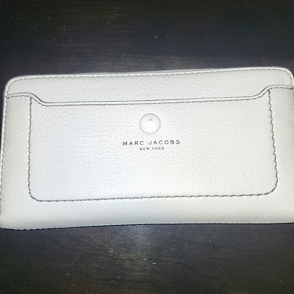 Marc Jacobs Grey Leather Wallet